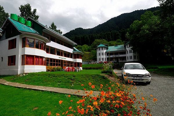 Hotel Pine Palace Resort
